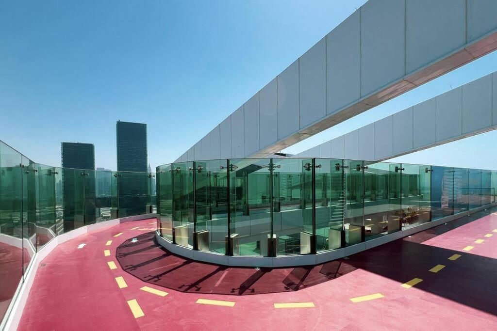 Chic 2 Bed Near Trade Centre With 5 Star Amenities Dubai Exterior foto