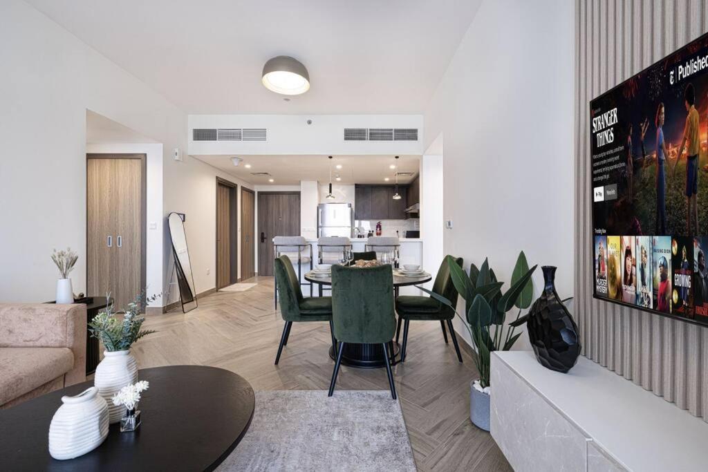 Chic 2 Bed Near Trade Centre With 5 Star Amenities Dubai Exterior foto