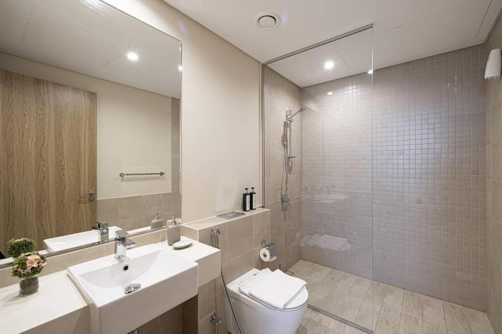 Chic 2 Bed Near Trade Centre With 5 Star Amenities Dubai Exterior foto